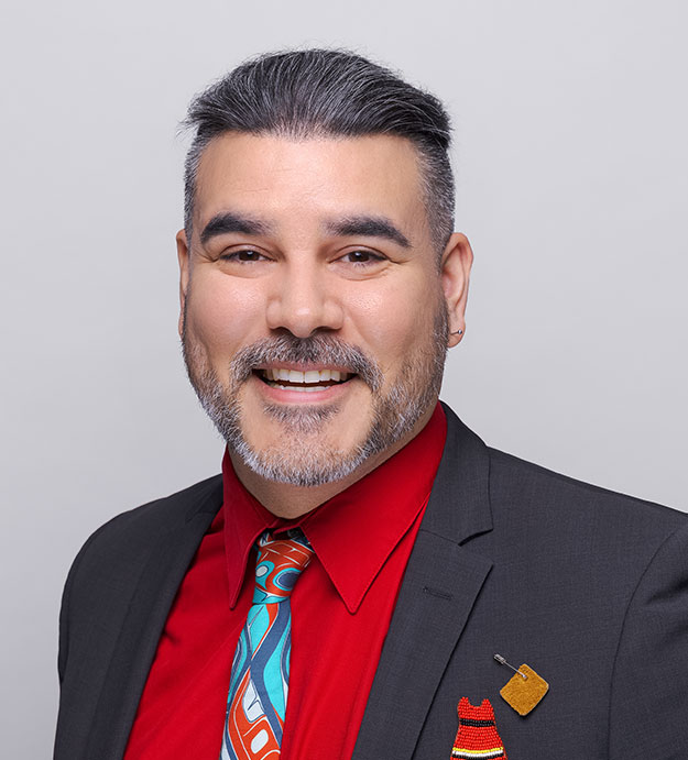 Headshot_Web_Nathan_Grandjambe